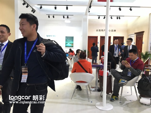 重庆朗彩木门：2017北京木门展现场火爆