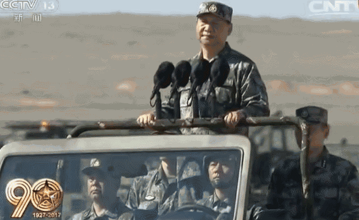 重庆朗彩木门:建军90周年阅兵主席检阅动图