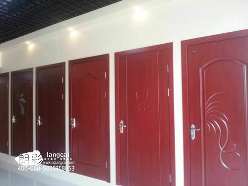 重庆朗彩木门福建建阳专卖店  样品