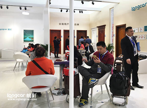 重庆朗彩木门：2017北京木门展现场火爆