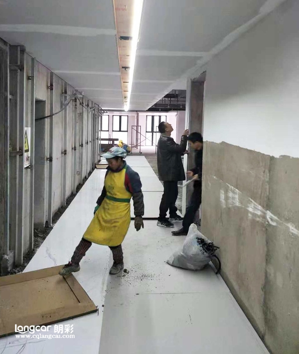 重庆朗彩木门：恒大帝景工程订单赶工中