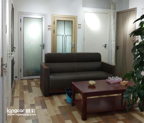 重庆朗彩木门四川专卖店开业引爆热潮3