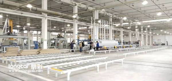 重庆朗彩木门新品上市：新0度，用心感悟4
